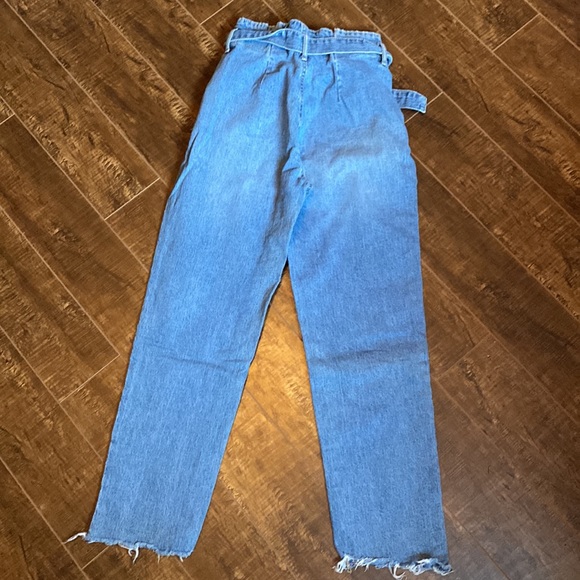 Garage Jean with denim belt - Picture 4 of 4
